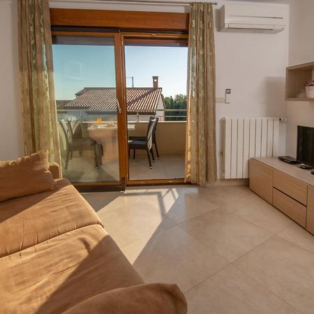 Apartments Oliva Premantura Zewnętrze zdjęcie