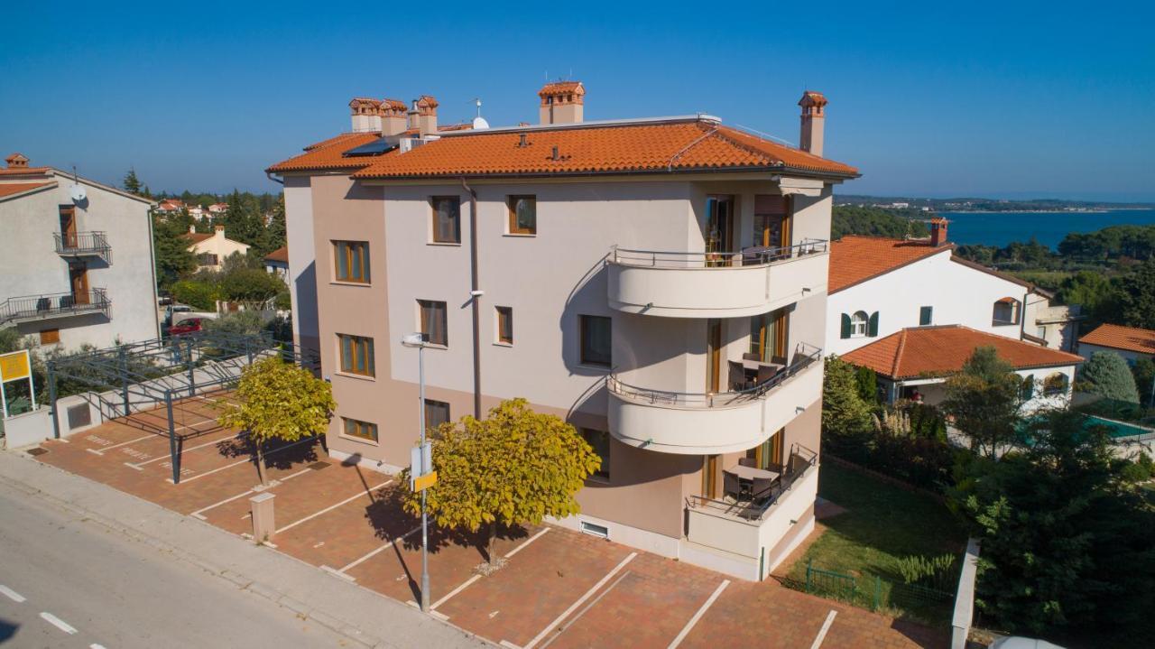 Apartments Oliva Premantura Zewnętrze zdjęcie