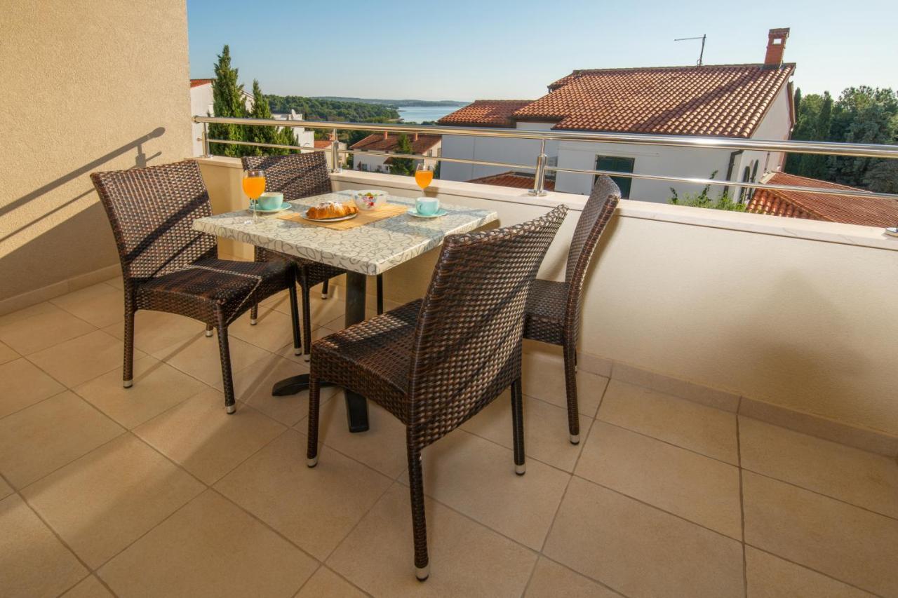 Apartments Oliva Premantura Zewnętrze zdjęcie